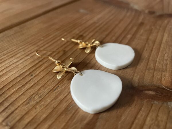 Boucles d'oreilles fleur simple