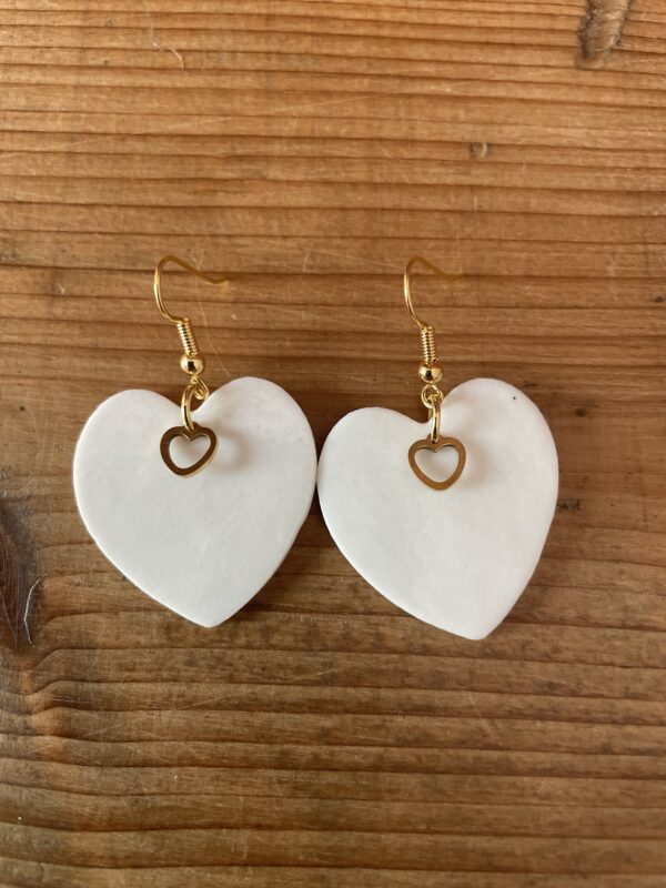 Boucles d'oreilles cœur simple et son petit cœur – Image 2