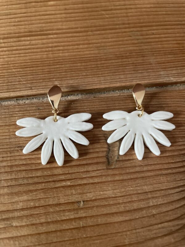 Boucles d'oreilles Marguerite – Image 2