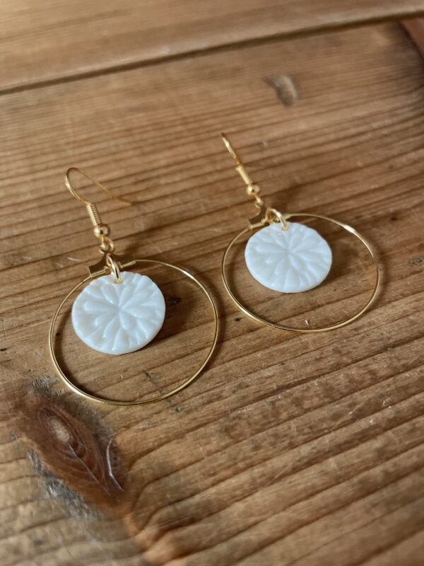 Boucles d’oreilles porcelaine encerclée – Image 2