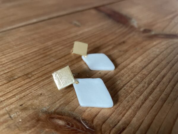 Petites boucles d’oreilles losanges