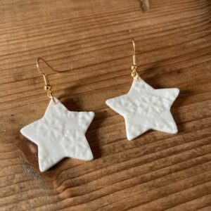 Boucles-d-oreilles-étoiles-porcelaine-bijoux-fait-main