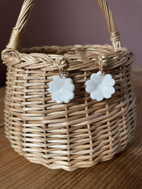Boucles d’oreilles double fleurs – Image 3