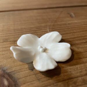 Collier moyenne fleur