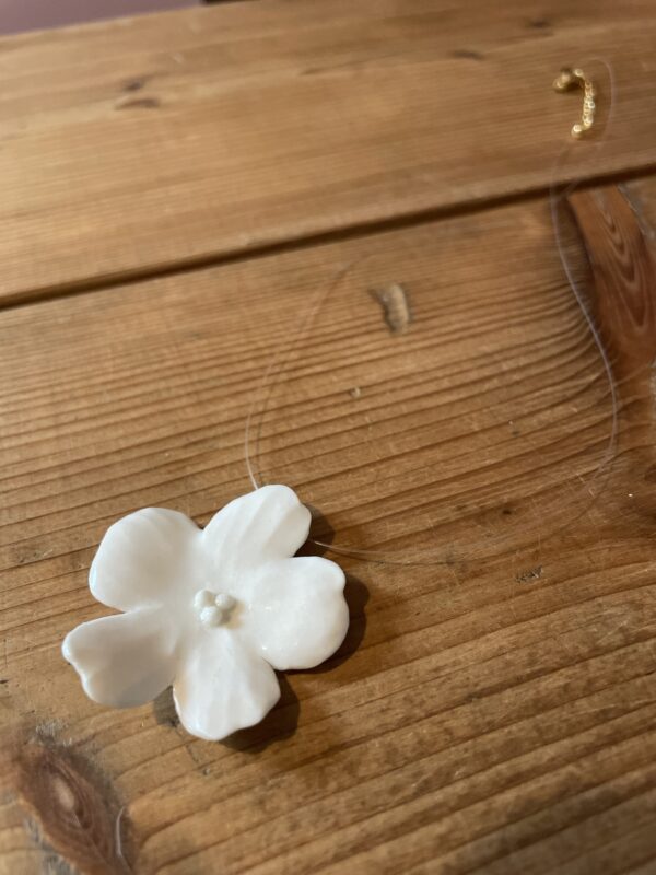 Collier moyenne fleur – Image 2