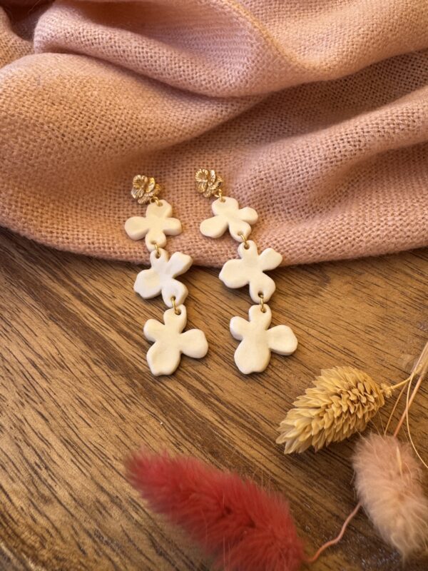 Boucles d’oreilles trio fleuri – Image 2