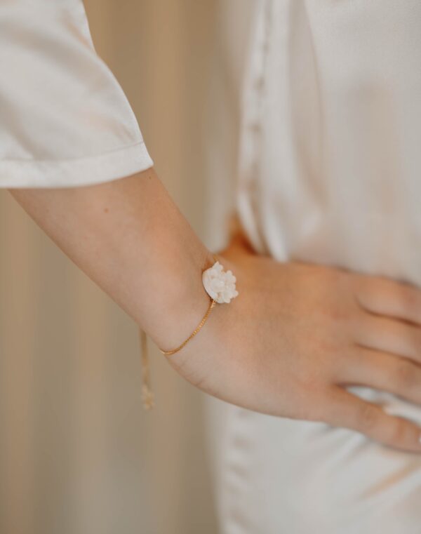 Bracelet petit rond fleuri – Image 2