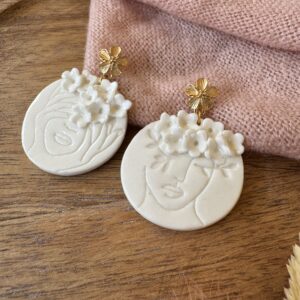Boucles d’oreilles visage de porcelaine fleuri